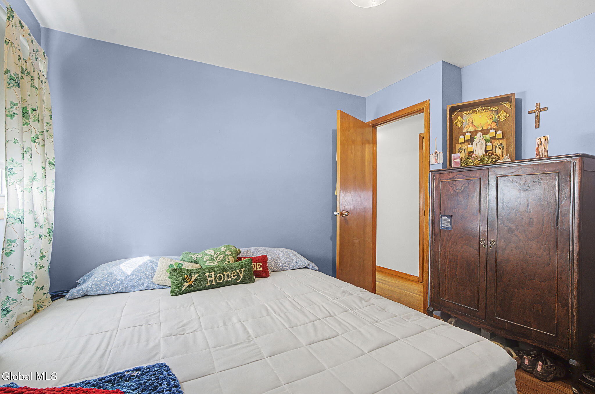 2013 Piney Point Road Troy, NY 12180 - Photo 16 of 47 19-web-or-mls-2013-piney-point-rd