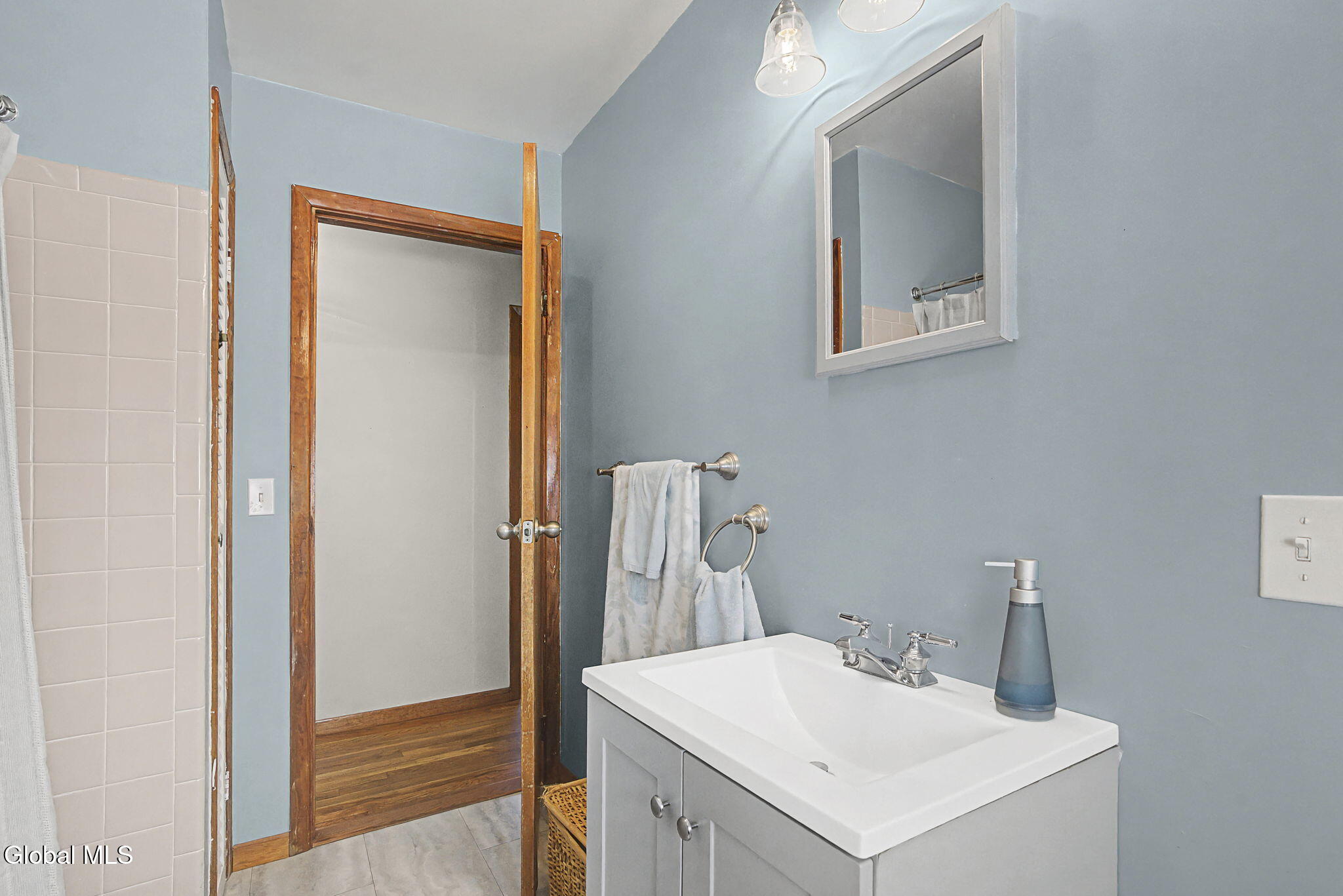 2013 Piney Point Road Troy, NY 12180 - Photo 21 of 47 14-web-or-mls-2013-piney-point-rd