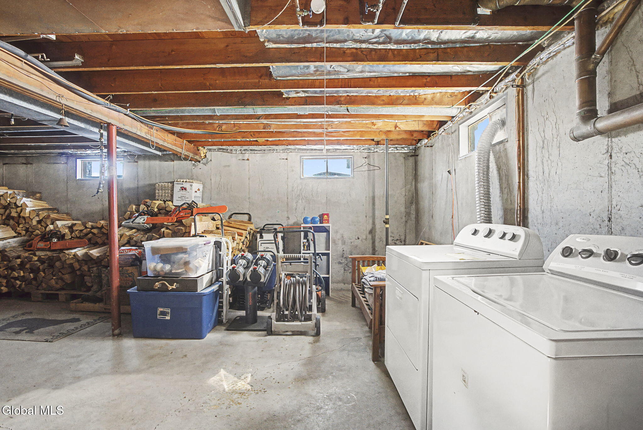 2013 Piney Point Road Troy, NY 12180 - Photo 23 of 47 25-web-or-mls-2013-piney-point-rd