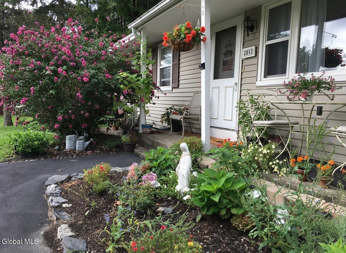 2013 Piney Point Road Troy, NY 12180 - Photo 29 of 47 IMG_1854