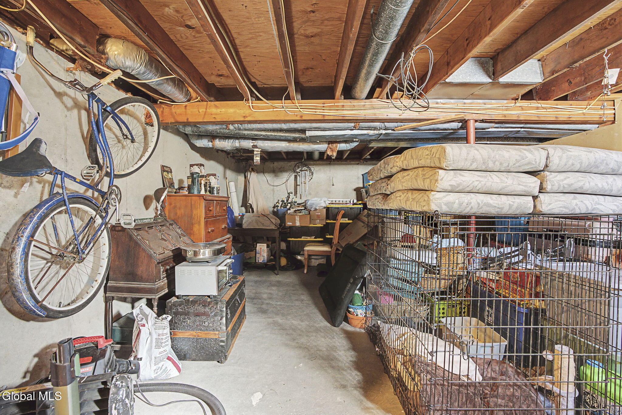 2013 Piney Point Road Troy, NY 12180 - Photo 36 of 47 24-web-or-mls-2013-piney-point-rd