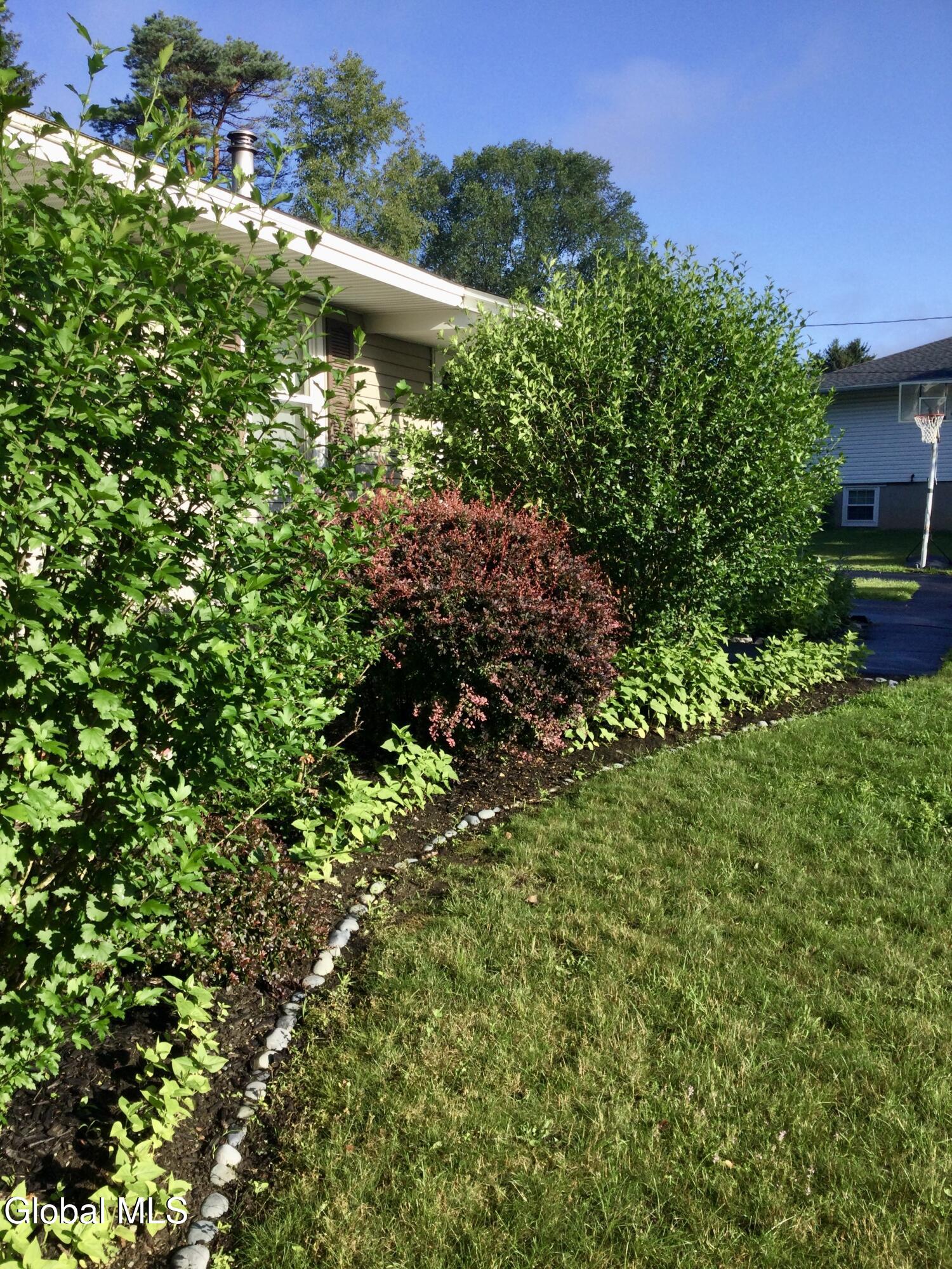 2013 Piney Point Road Troy, NY 12180 - Photo 39 of 47 IMG_1218 2