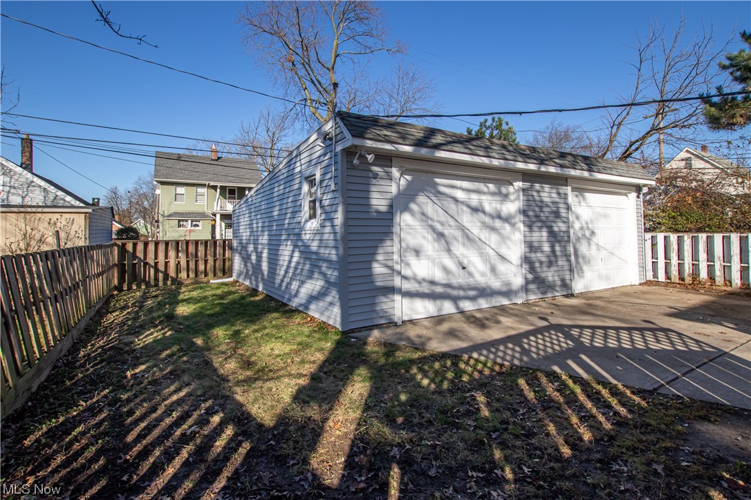 4764 Rockwood Road Cleveland, OH 44125 - Photo 30 of 35