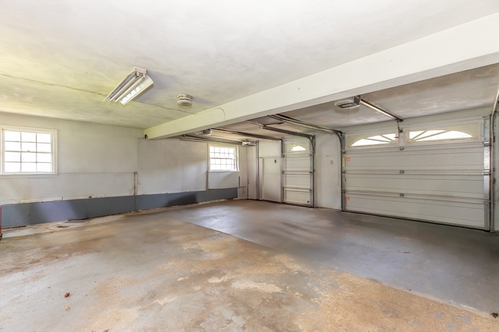 18 Spring Valley Road Burlington, MA 01803 - Photo 30 of 37 Gallery Image 30