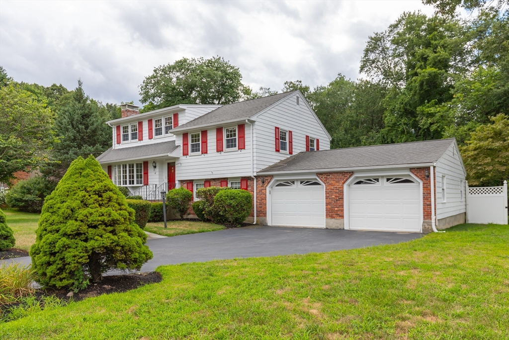 18 Spring Valley Road Burlington, MA 01803 - Photo 3 of 37 Gallery Image 3