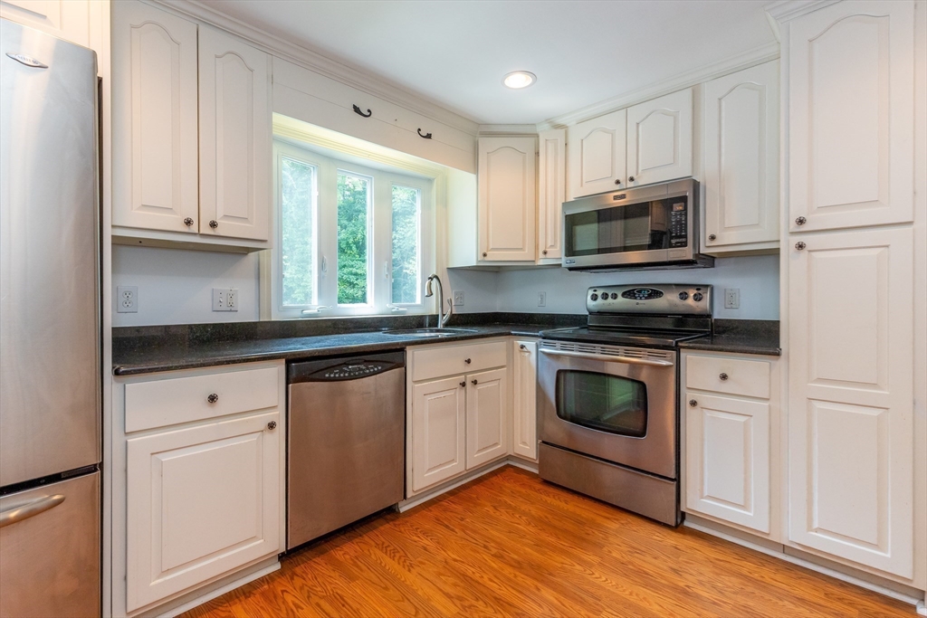 18 Spring Valley Road Burlington, MA 01803 - Photo 8 of 37 Gallery Image 8