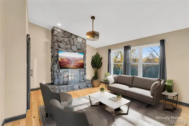 $385,000 | 2516 Ridgeview Drive, High Ridge, MO 63049