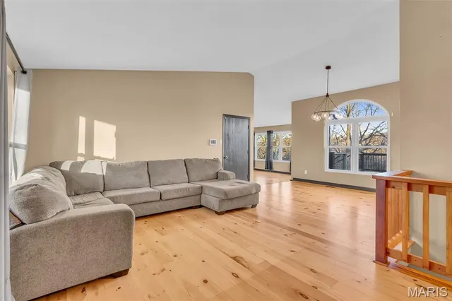 $385,000 | 2516 Ridgeview Drive, High Ridge, MO 63049