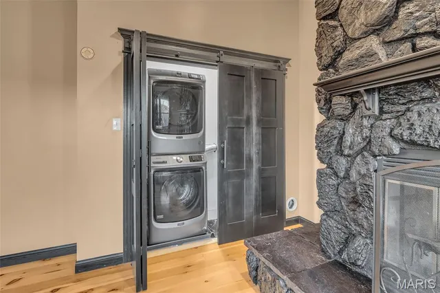 $385,000 | 2516 Ridgeview Drive, High Ridge, MO 63049