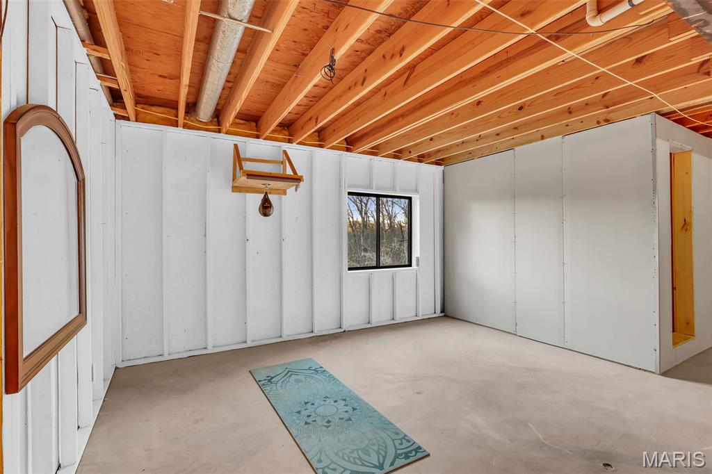 2516 Ridgeview Drive High Ridge, MO 63049 - Photo 39 of 44