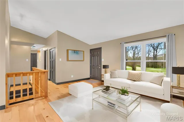 $385,000 | 2516 Ridgeview Drive, High Ridge, MO 63049