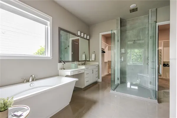 $5,500 | 11967 Southwest 32nd Lane, Gainesville, FL 32608