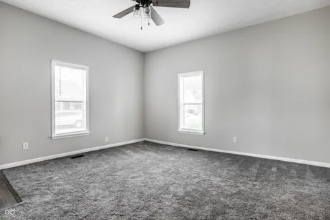 $189,900 | 150 East Pennsylvania Street, Shelbyville, IN 46176