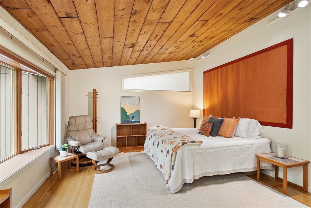 77 Temple Road Concord, MA 01742 - Photo 18 of 39