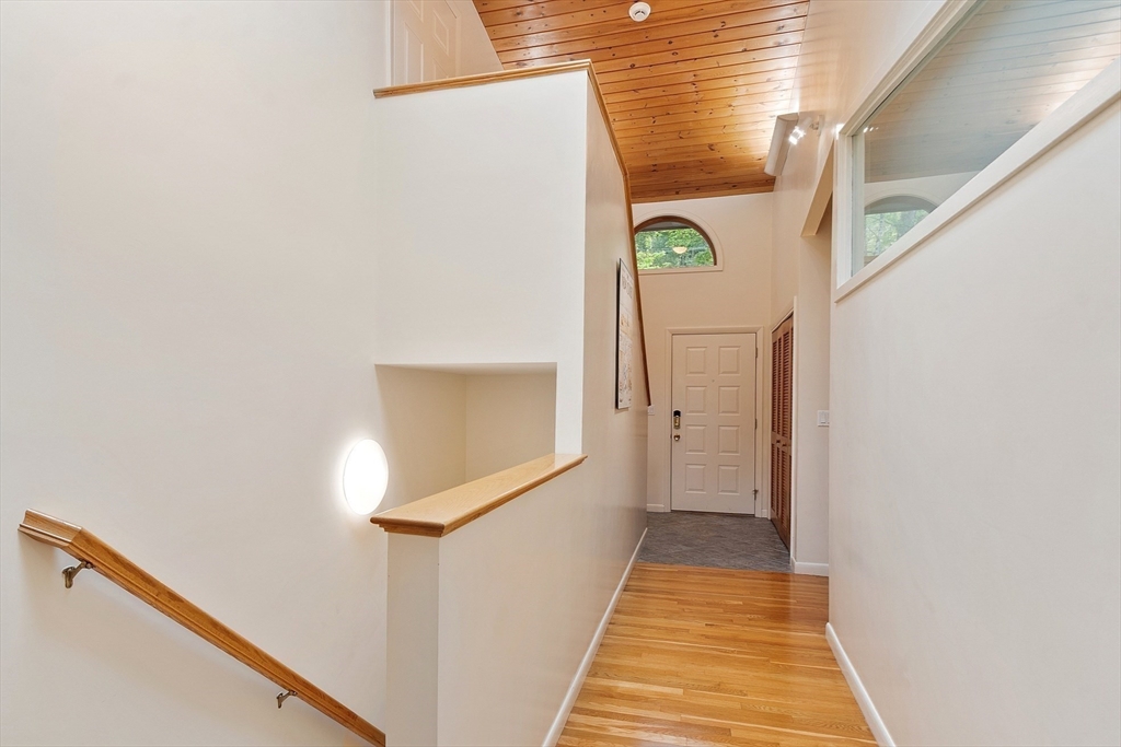 77 Temple Road Concord, MA 01742 - Photo 23 of 39