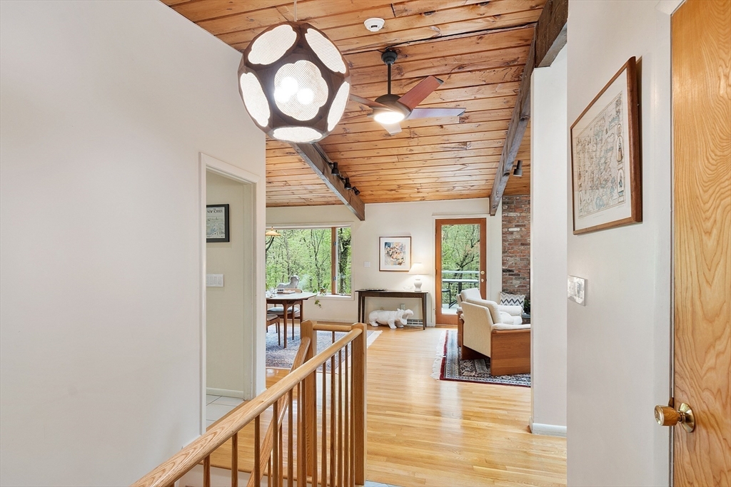 77 Temple Road Concord, MA 01742 - Photo 4 of 39