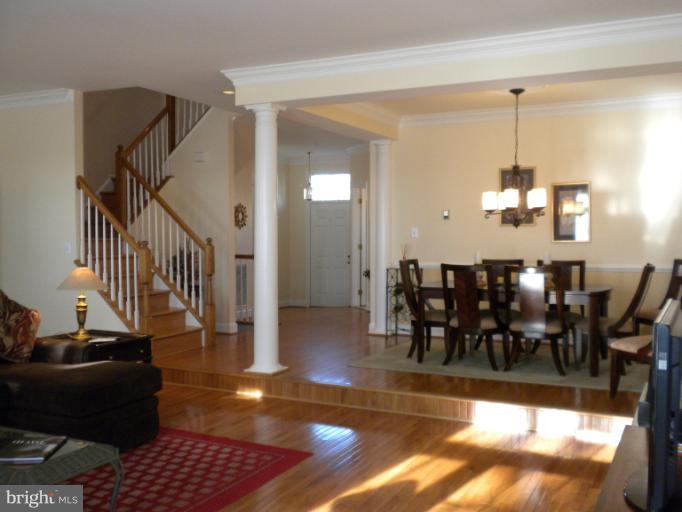8504 Bells Ridge Terrace Potomac, MD 20854 - Photo 27 of 30 Family Room