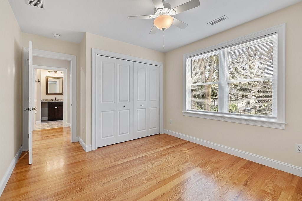 24 Church Street, Unit 2 Wakefield, MA 01880 - Photo 18 of 34