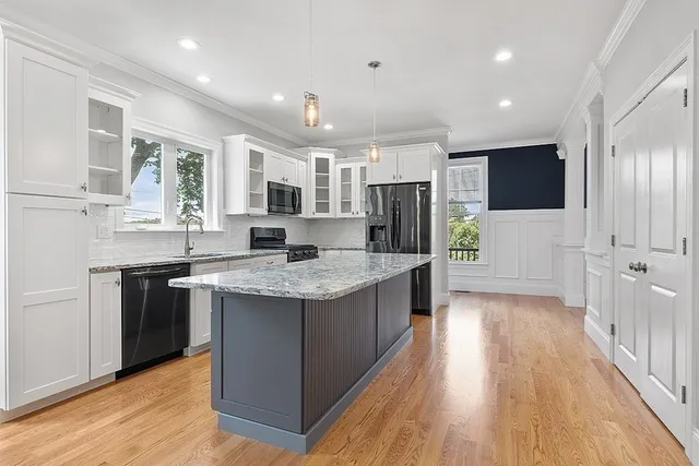 $7,650 | 24 Church Street, Unit 2, Wakefield, MA 01880