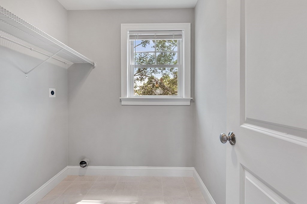 24 Church Street, Unit 2 Wakefield, MA 01880 - Photo 22 of 34