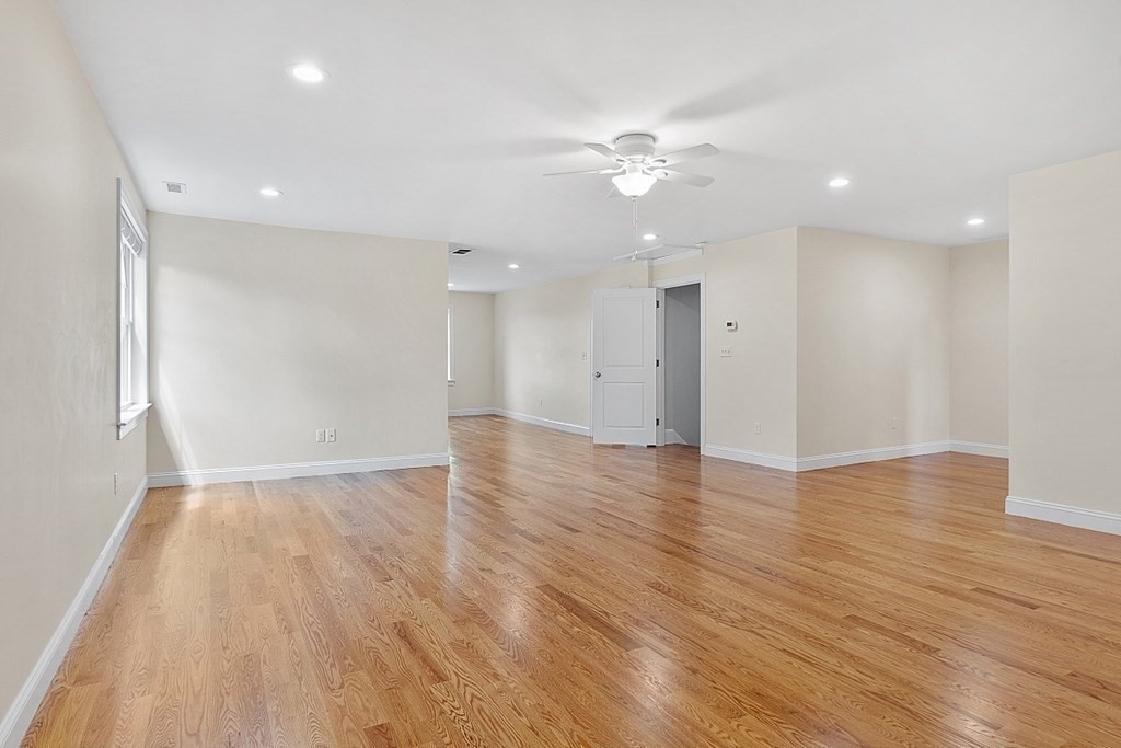 24 Church Street, Unit 2 Wakefield, MA 01880 - Photo 24 of 34