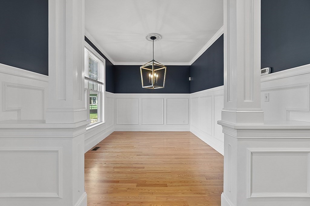 24 Church Street, Unit 2 Wakefield, MA 01880 - Photo 3 of 34