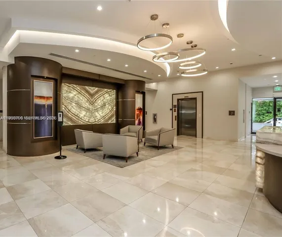 $2,700 | 20355 Northeast 34th Court, Unit 628, Aventura, FL 33180