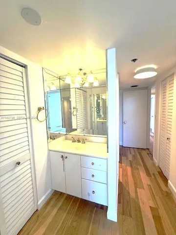 $2,700 | 20355 Northeast 34th Court, Unit 628, Aventura, FL 33180