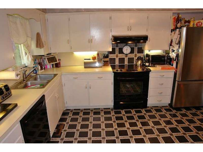 6588 Forest View Road Roanoke, VA 24018 - Photo 7 of 18 07-Kitchen Another View