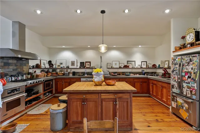 $850,000 | 22 North Sycamore Street, Petersburg, VA 23803