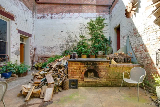 $850,000 | 22 North Sycamore Street, Petersburg, VA 23803