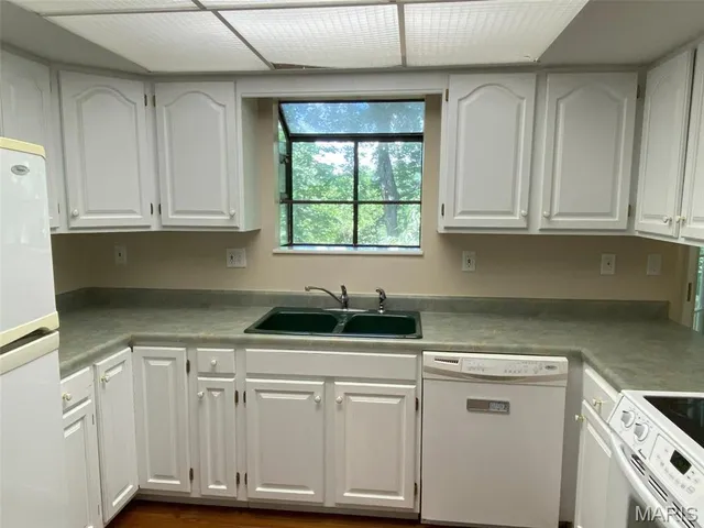 $245,000 | 2148 Stone Gate Drive, Dupo, IL 62239