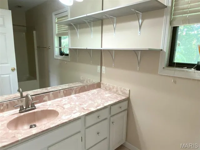 $245,000 | 2148 Stone Gate Drive, Dupo, IL 62239