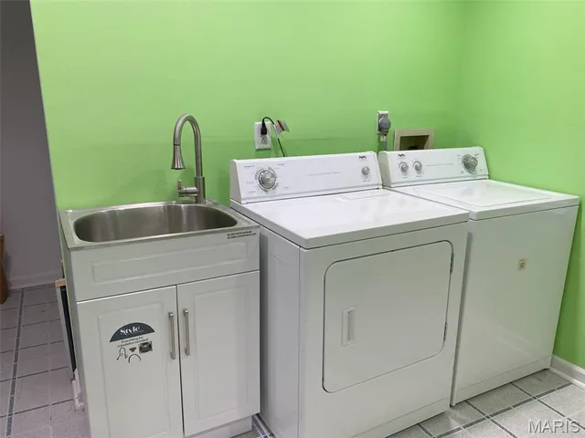 $245,000 | 2148 Stone Gate Drive, Dupo, IL 62239