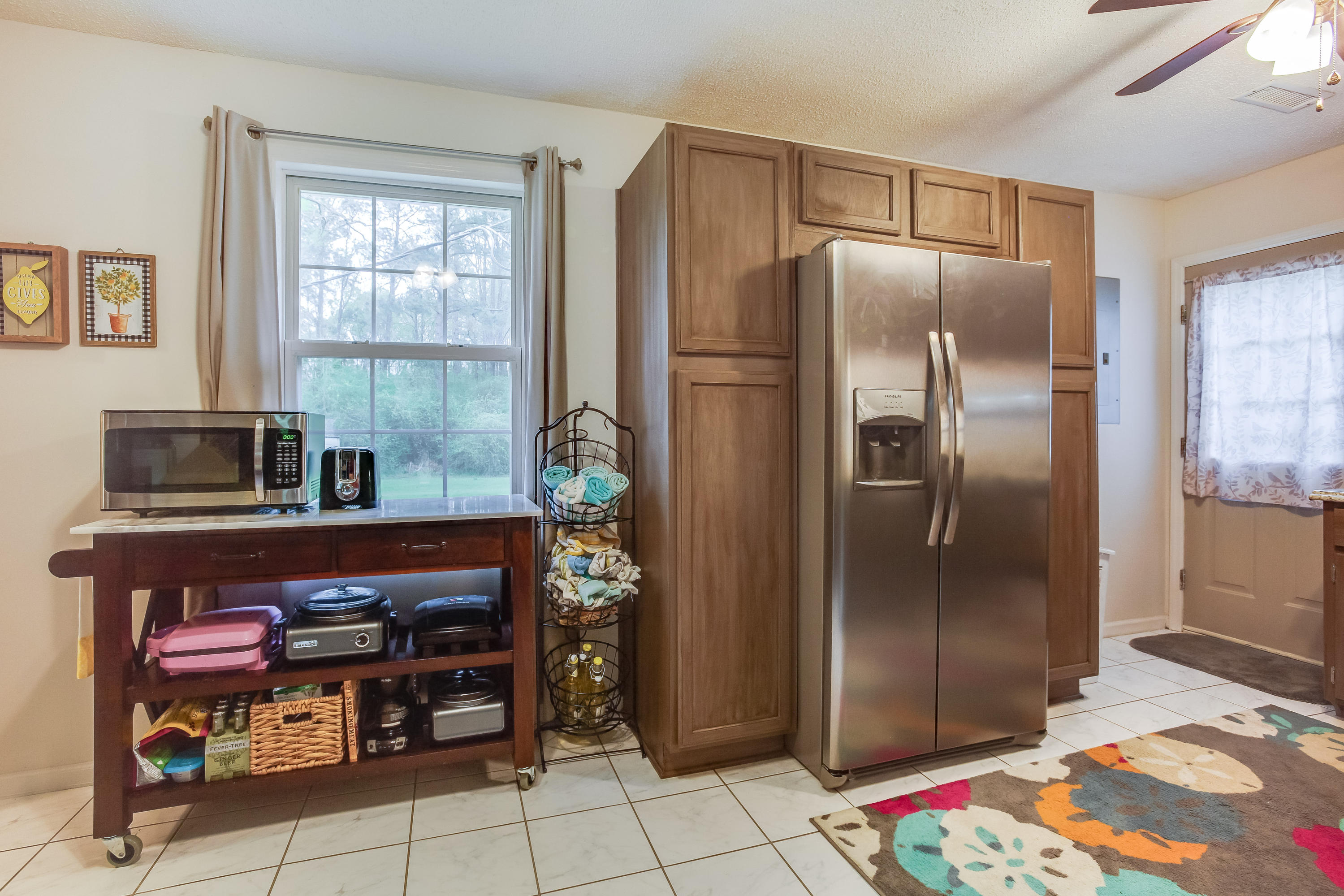 299 South Metts Street St. George, SC 29477 - Photo 6 of 14 9H6B2847