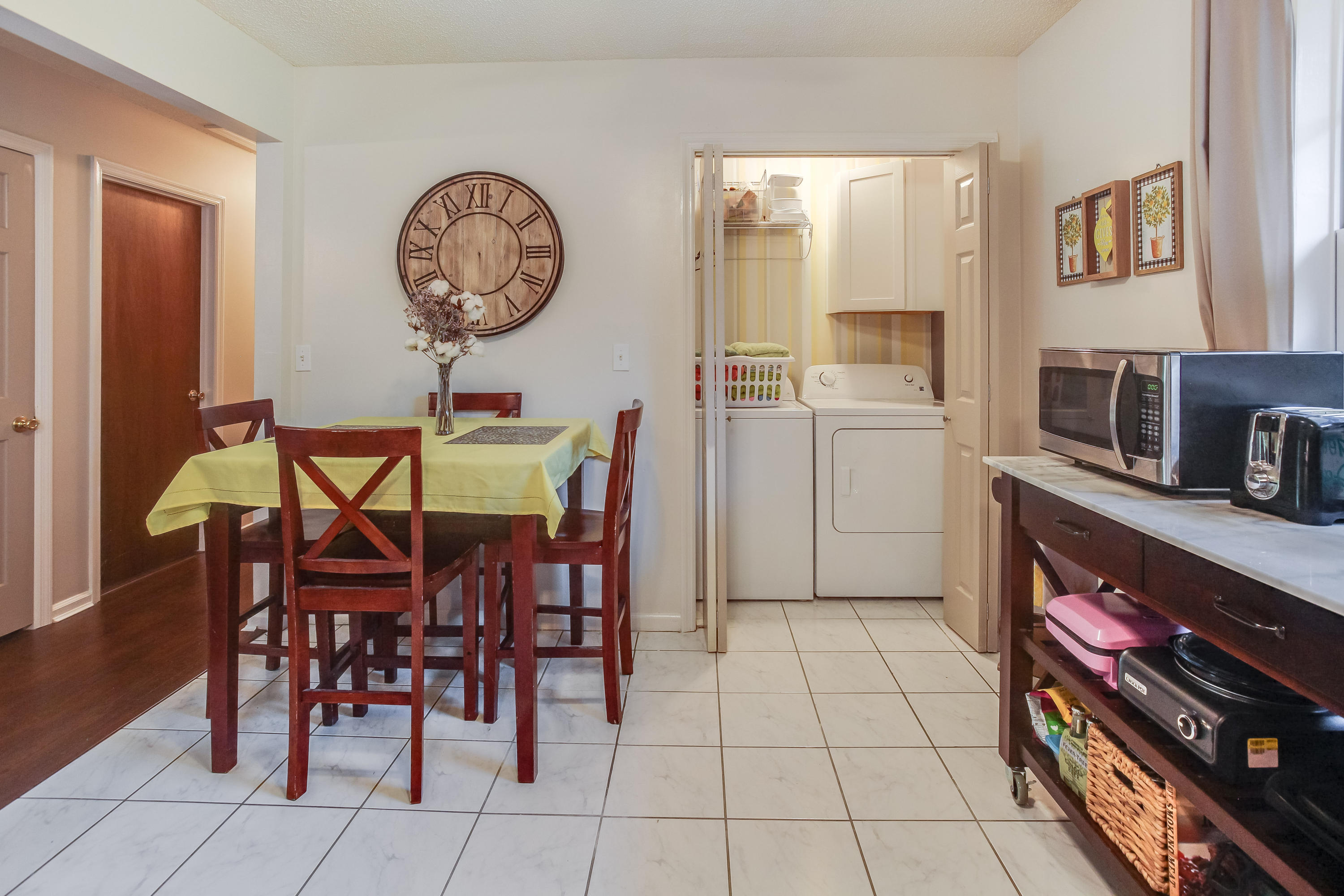 299 South Metts Street St. George, SC 29477 - Photo 7 of 14 9H6B2851