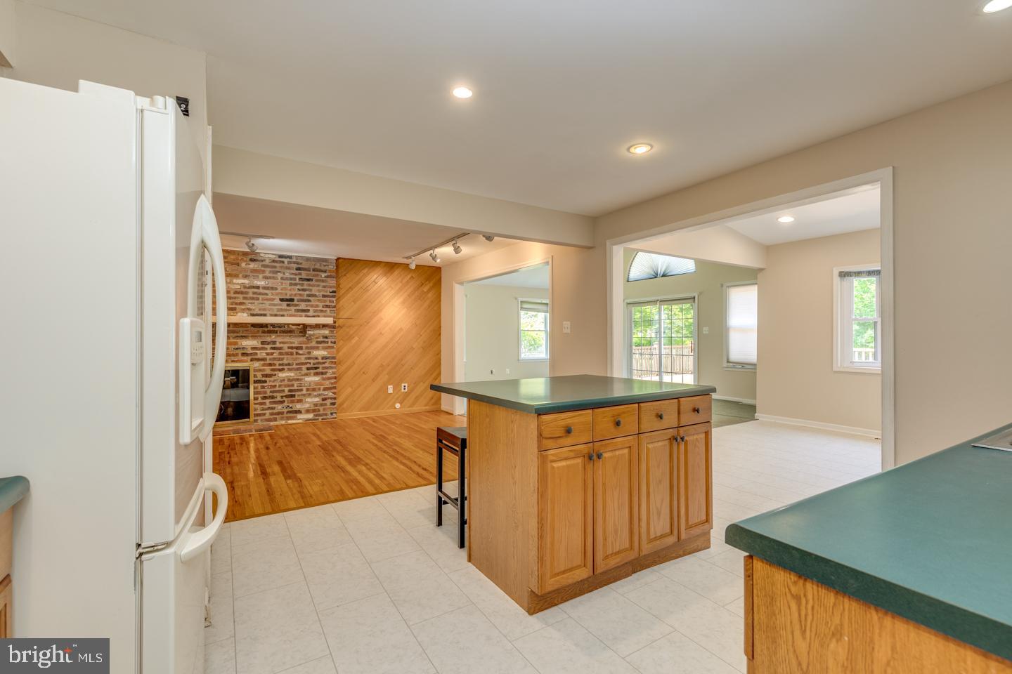 7 Cohasset Lane Cherry Hill, NJ 08003 - Photo 12 of 56 Kitchen