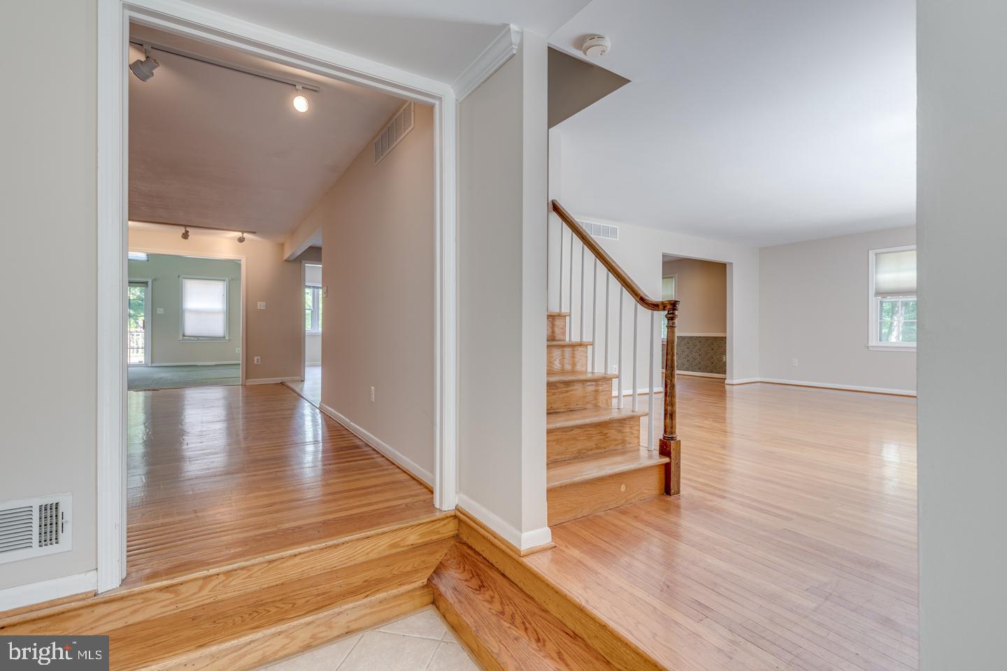 7 Cohasset Lane Cherry Hill, NJ 08003 - Photo 5 of 56