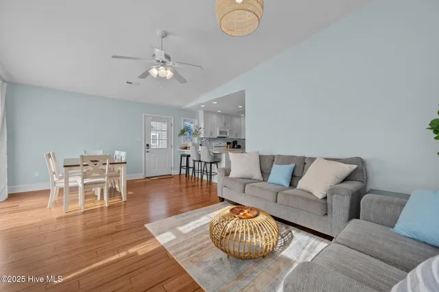 $2,300 | 177 Sea Gull Lane, North Topsail Beach, NC 28460