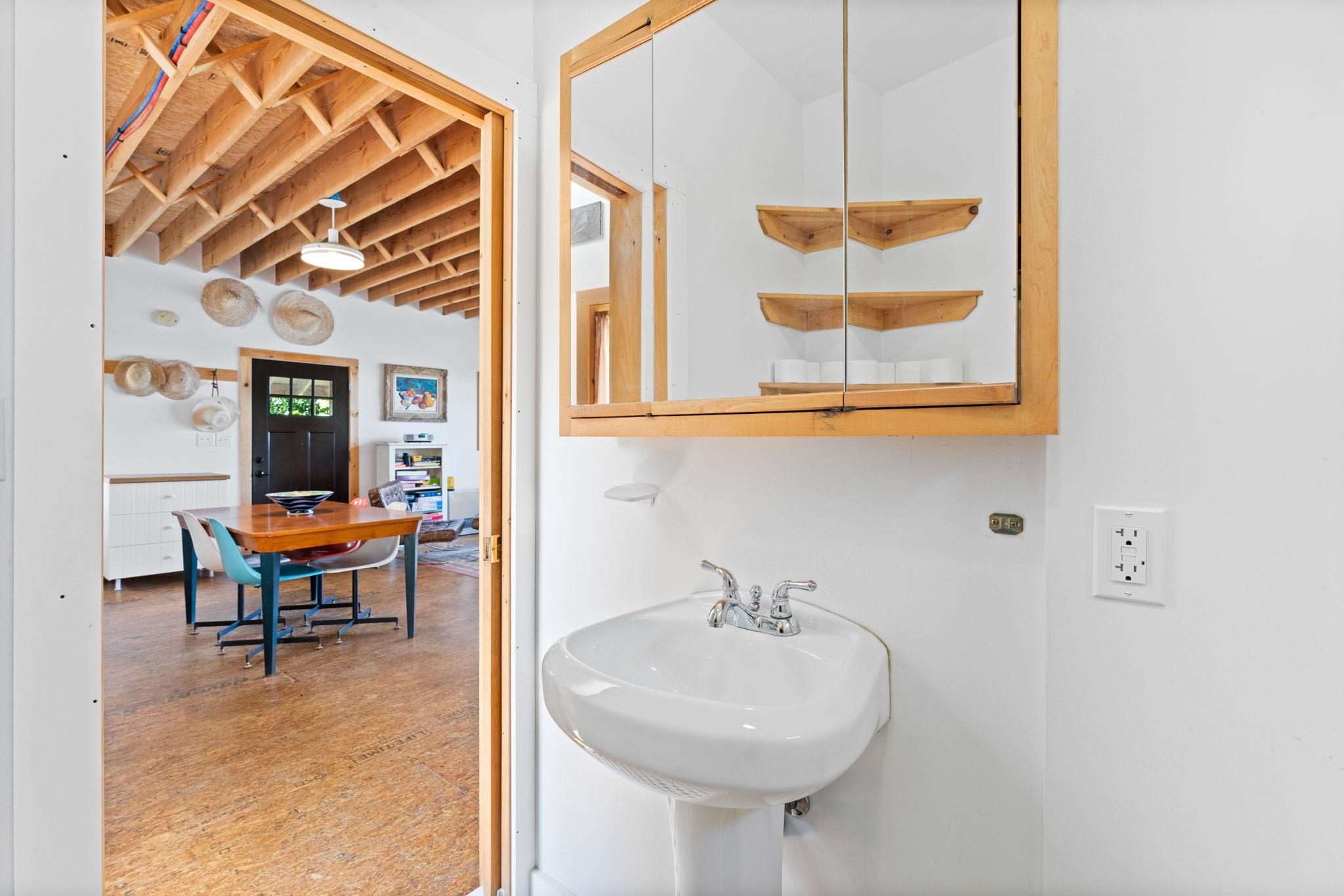 310 Worcester Road Calais, VT 05648 - Photo 5 of 37