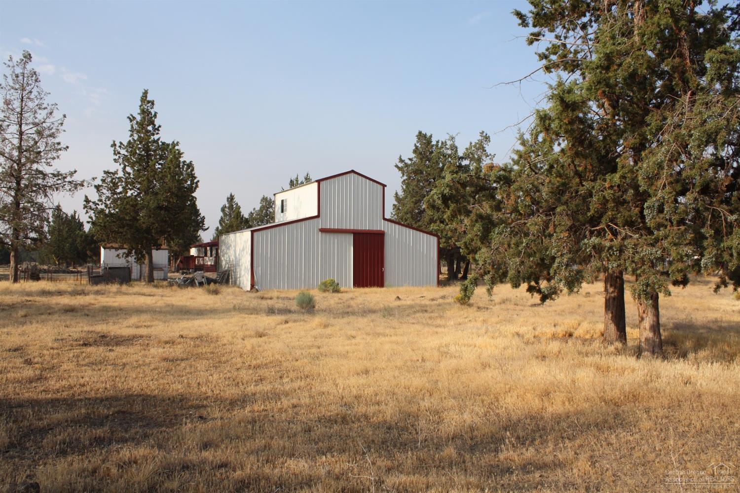 6415 Northwest Rainbow Road Terrebonne, OR 97760 - Photo 5 of 25 Additional Photo