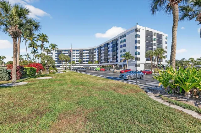 $599,000 | 5855 Midnight Pass Road, Unit 408, Sarasota, FL 34242