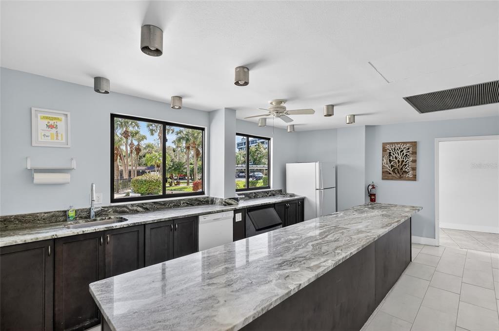 5855 Midnight Pass Road, Unit 408 Sarasota, FL 34242 - Photo 29 of 52