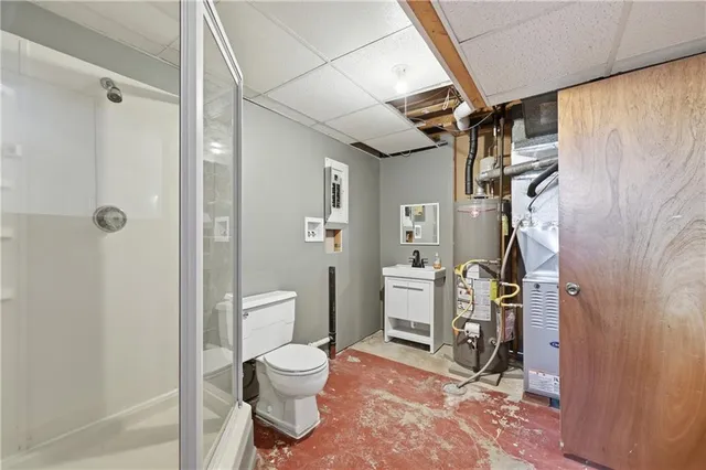 $296,000 | 109 Northeast 1st St Terrace, Blue Springs, MO 64014