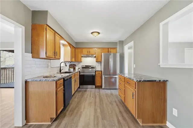 $296,000 | 109 Northeast 1st St Terrace, Blue Springs, MO 64014