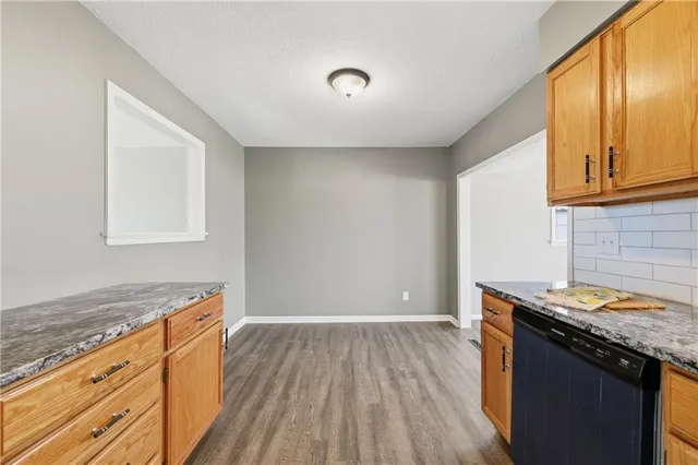 $296,000 | 109 Northeast 1st St Terrace, Blue Springs, MO 64014