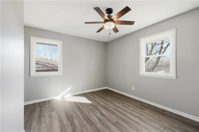 $296,000 | 109 Northeast 1st St Terrace, Blue Springs, MO 64014