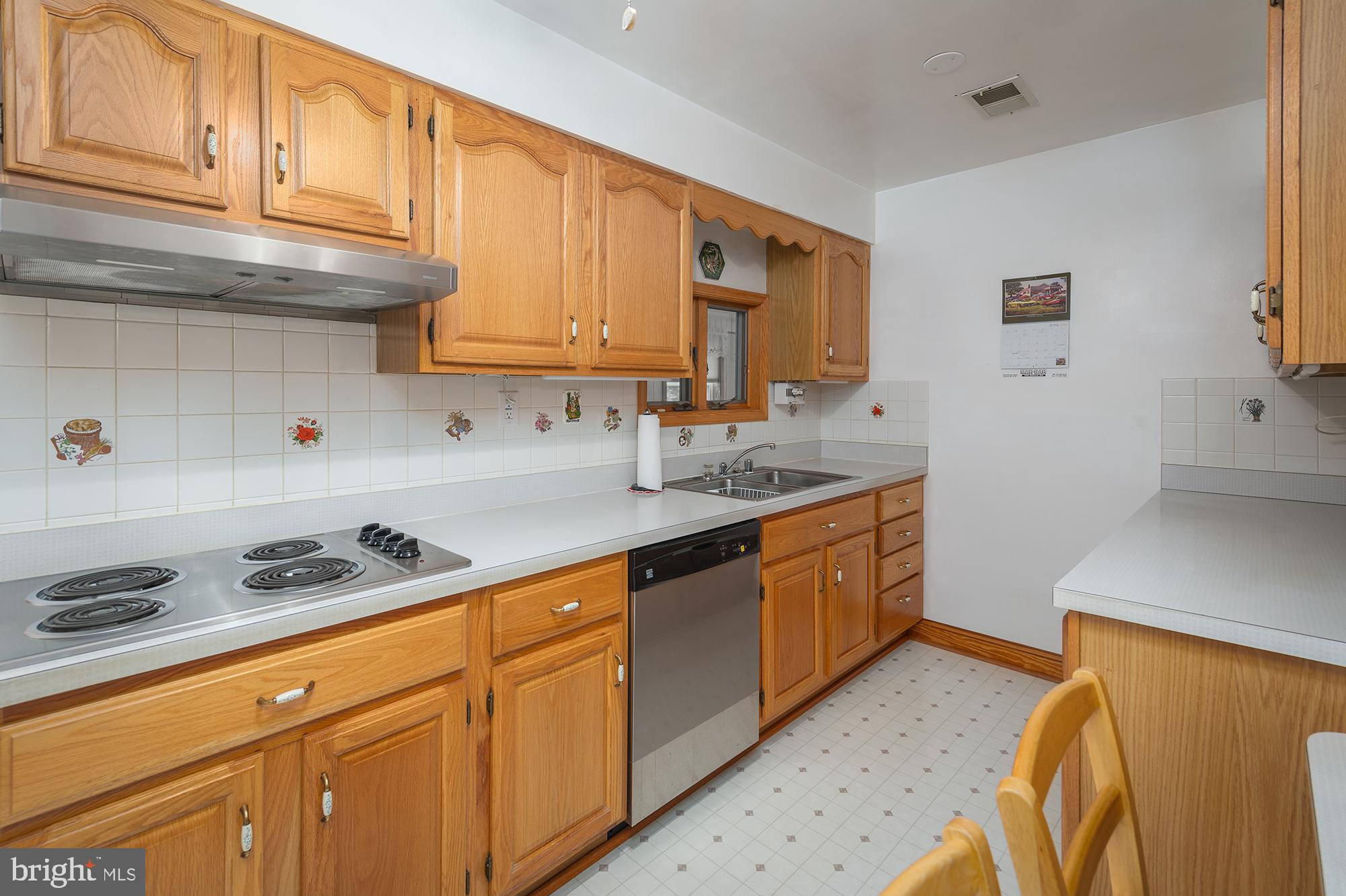 5615 Cullum Road White Marsh, MD 21162 - Photo 10 of 28 Gallery Image 10
