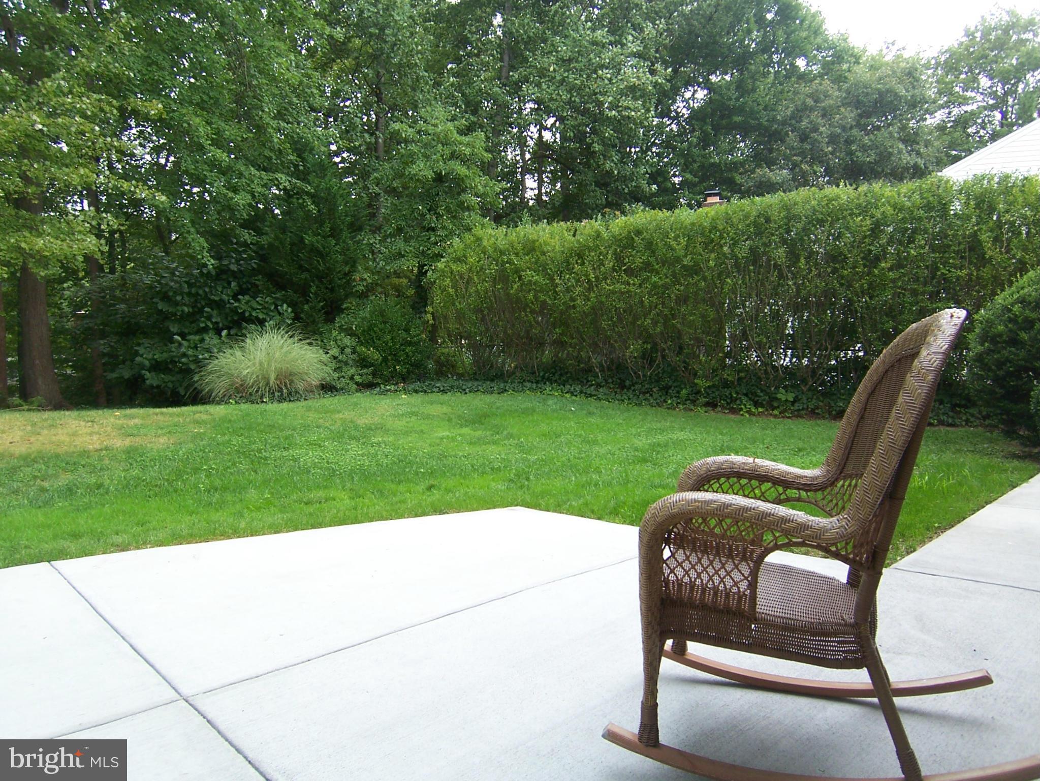 6136 Roxbury Avenue Springfield, VA 22152 - Photo 22 of 22 Patio RH