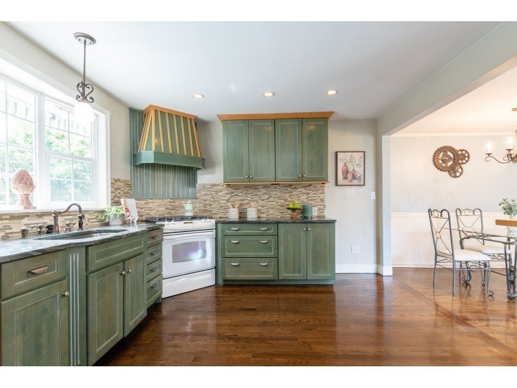 4 Myopia Road Stoneham, MA 02180 - Photo 14 of 42